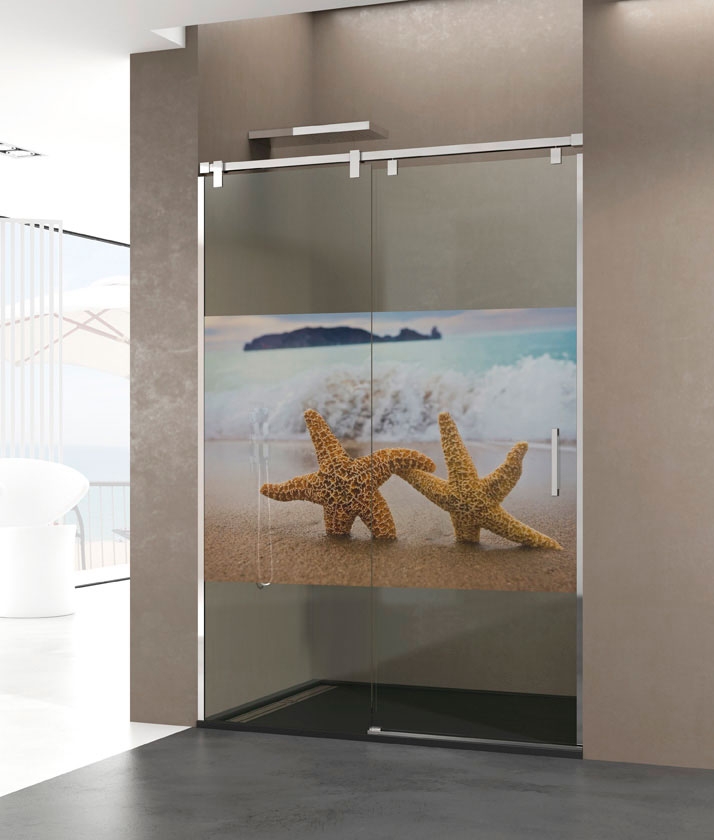 Mampara de acero fijo + puerta corrediza con cristales decorados ambiente Baño
